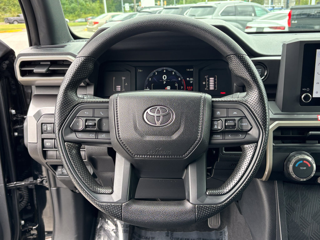 Certified 2025 Toyota Tacoma SR5 AWD/4WD image 26