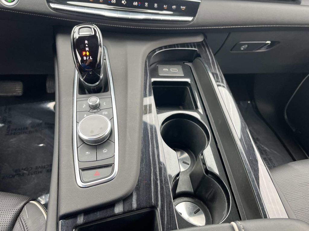 Certified 2023 Cadillac Escalade Sport w/ Touring Package image 36