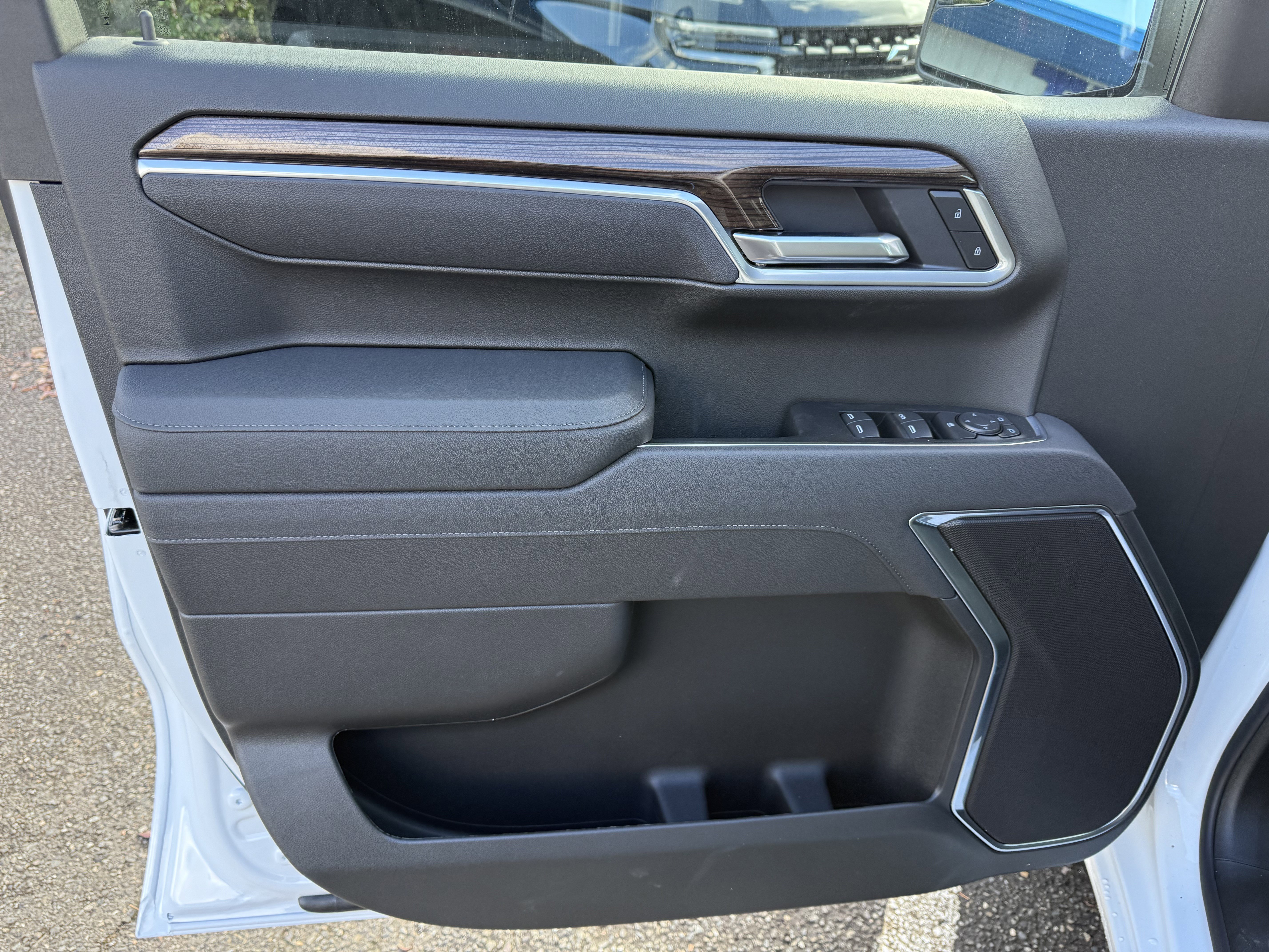 New 2026 Chevrolet Silverado 1500 LT image 17