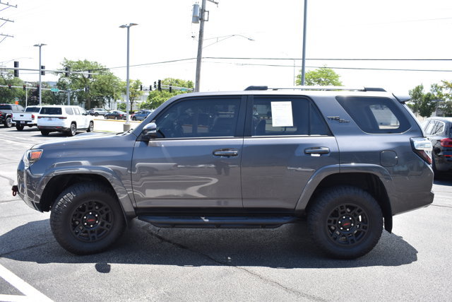 Used 2018 Toyota 4Runner TRD Off-Road Premium AWD/4WD image 3