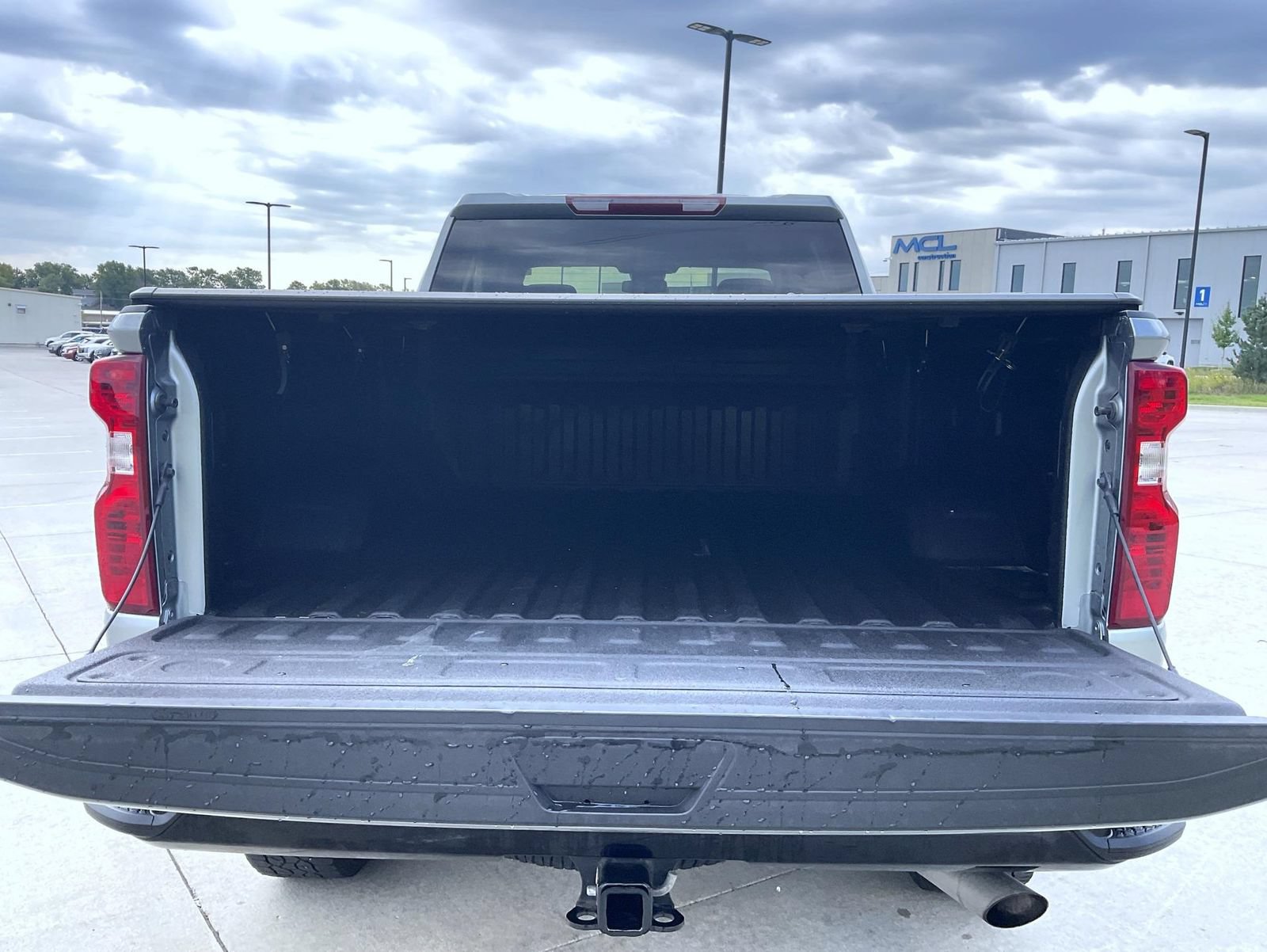 Used 2024 Chevrolet Silverado 2500 Custom w/ Custom Value Package AWD/4WD image 9