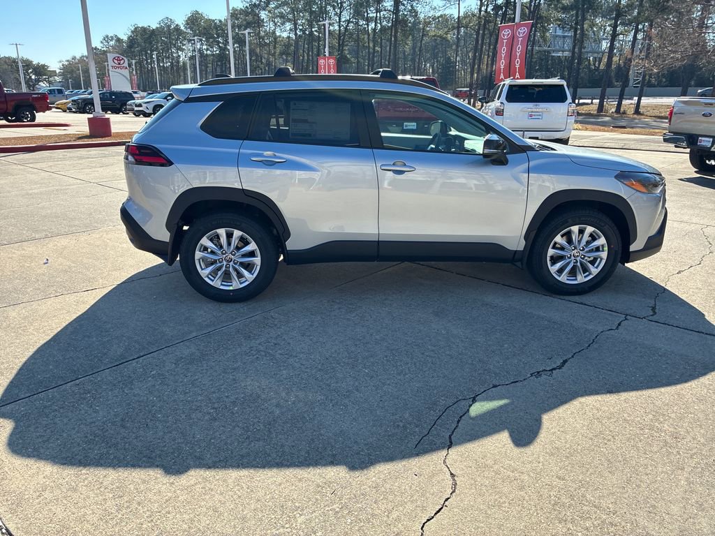 New 2026 Toyota Corolla Cross LE image 8