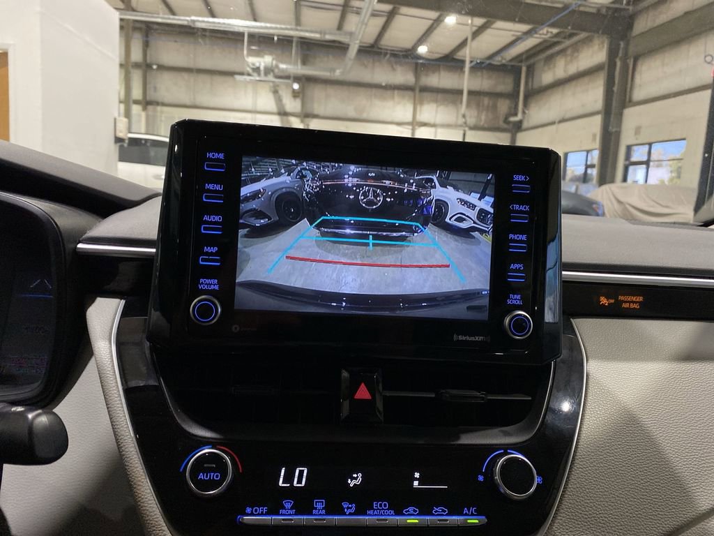 Used 2022 Toyota Corolla LE image 5