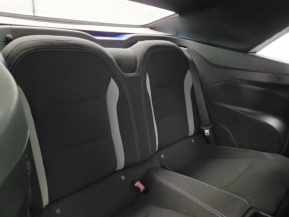 Used 2018 Chevrolet Camaro LT RWD image 19