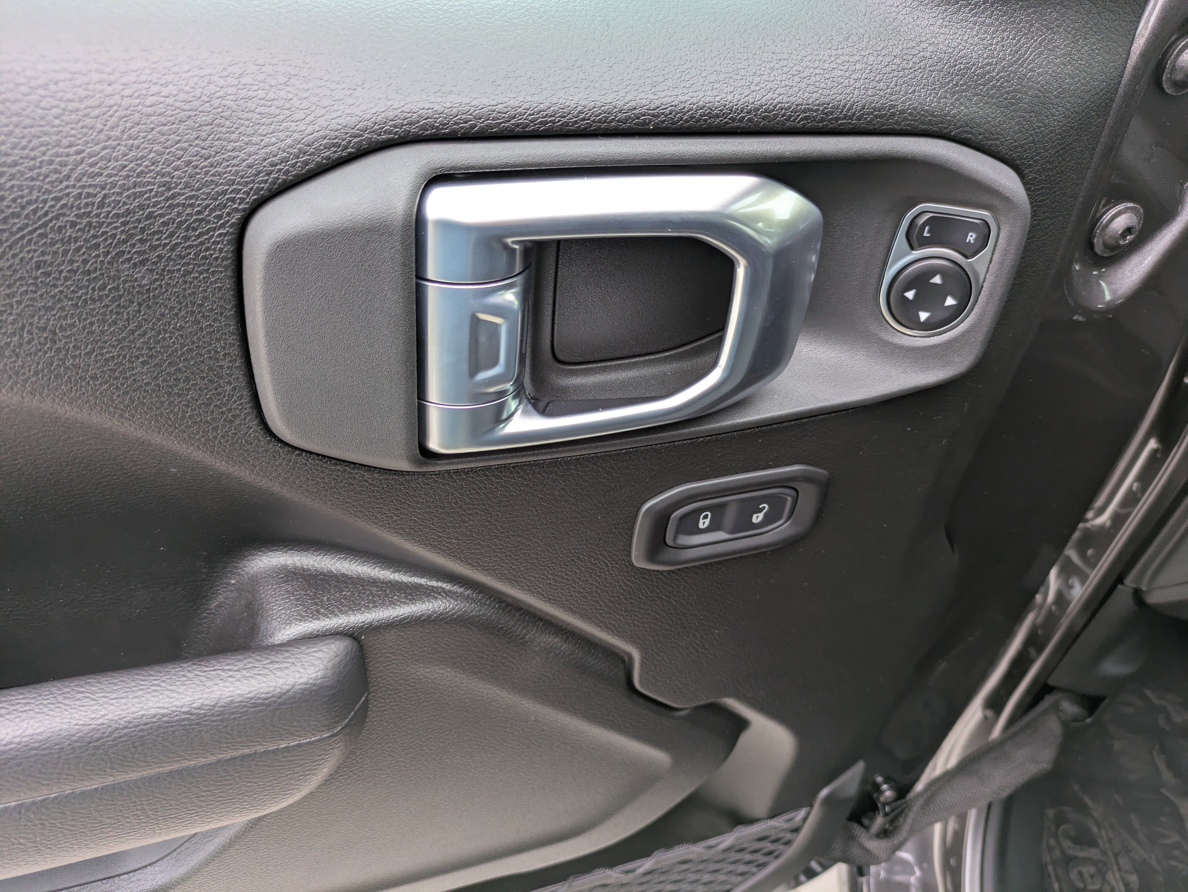 New 2026 Jeep Gladiator Sport AWD/4WD image 12