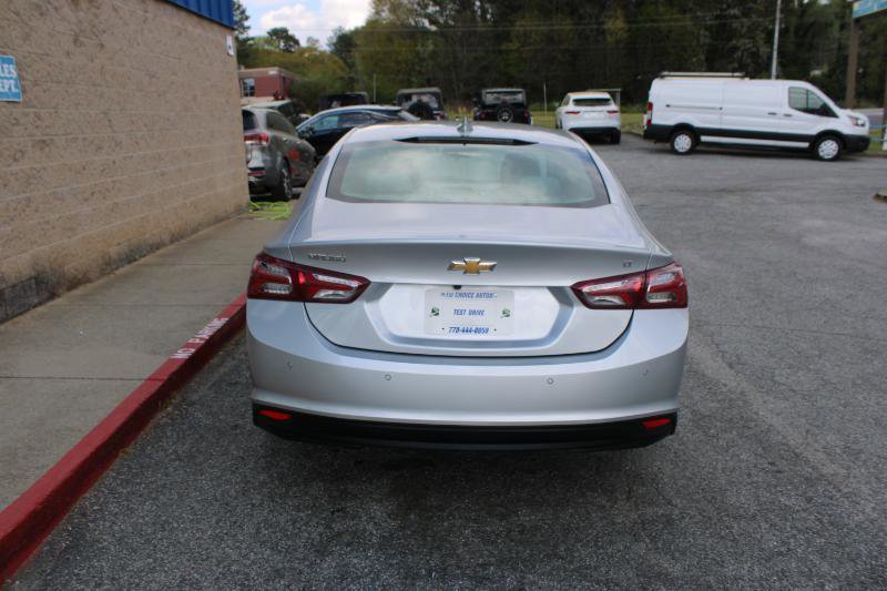 Used 2021 Chevrolet Malibu LT FWD image 3