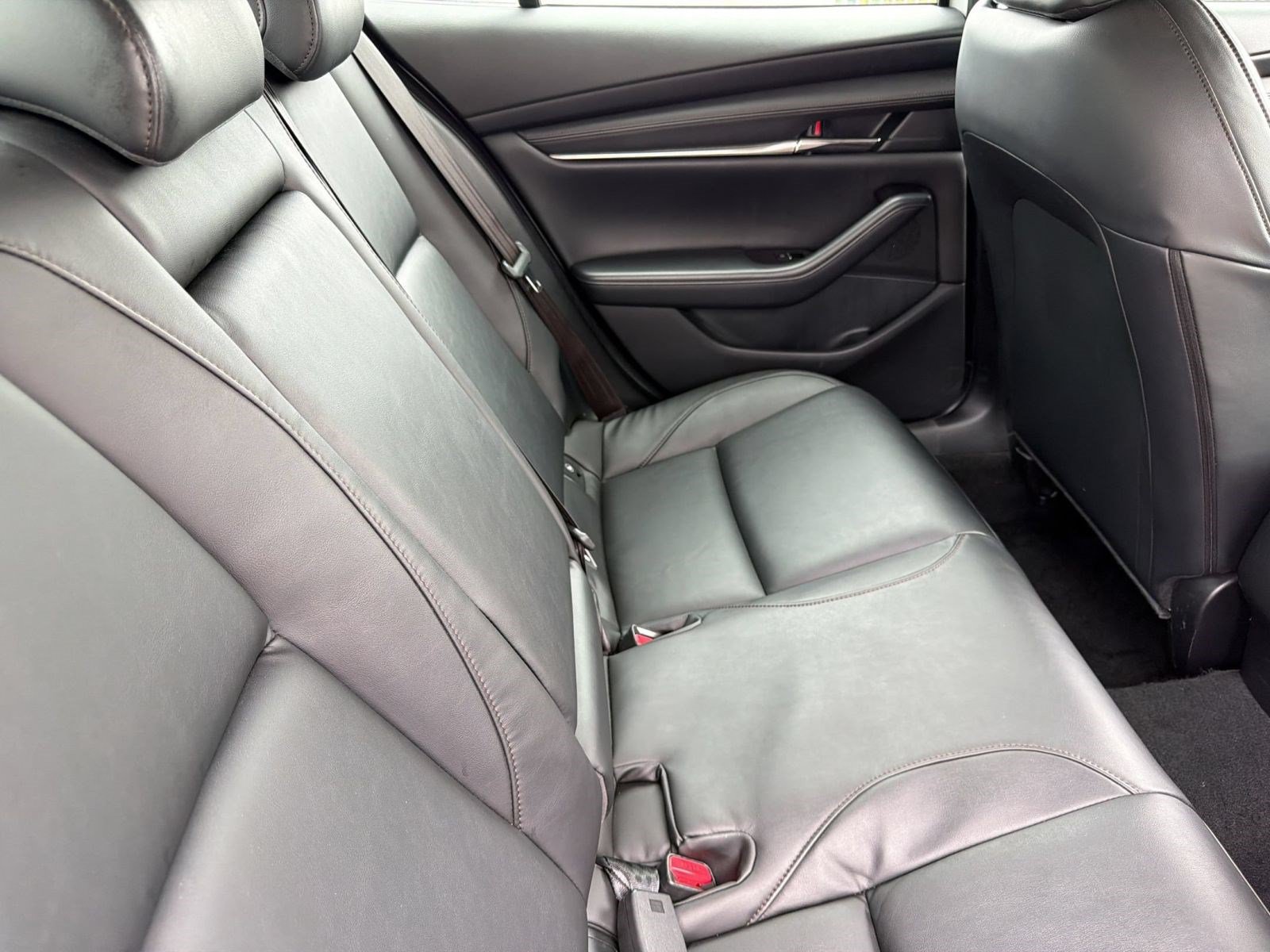 Used 2022 MAZDA MAZDA3 s FWD image 30
