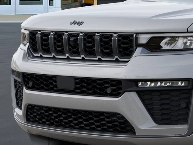 New 2026 Jeep Grand Cherokee L Limited AWD/4WD image 11