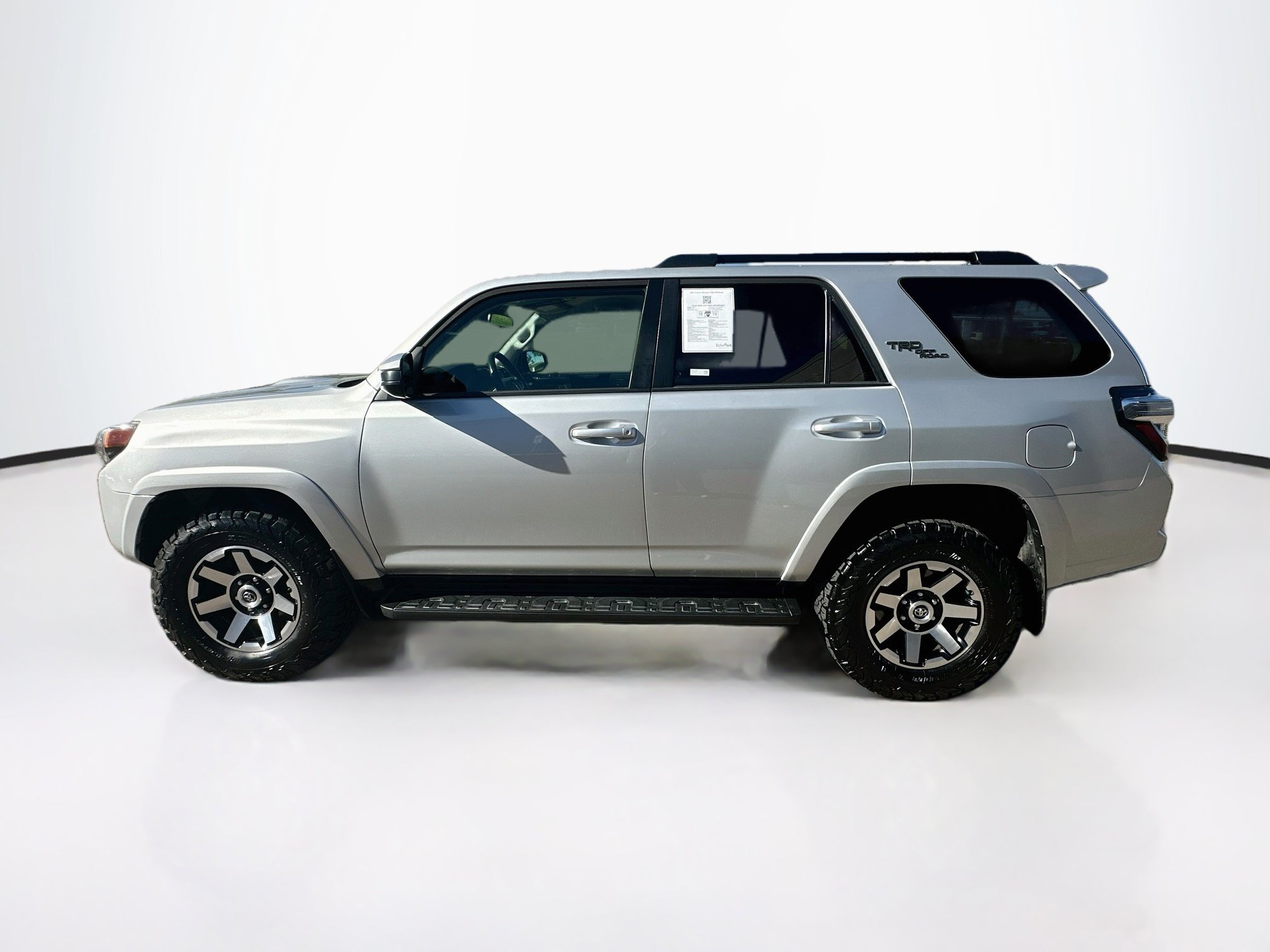 Used 2021 Toyota 4Runner TRD Off-Road AWD/4WD image 4