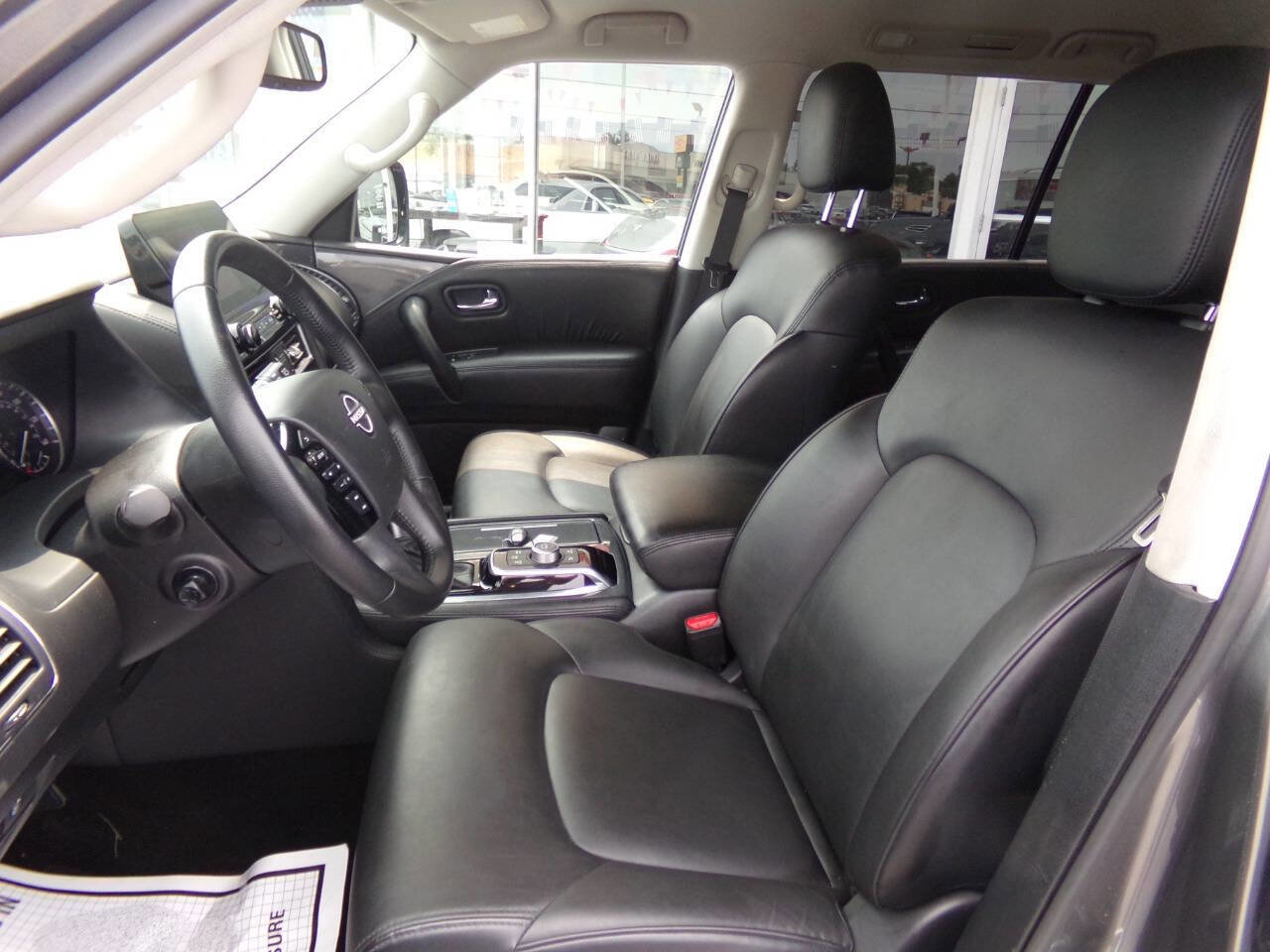 Used 2023 Nissan Armada SV image 13