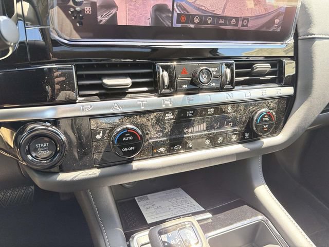 New 2026 Nissan Pathfinder SL w/ SL Premium Package AWD/4WD image 21