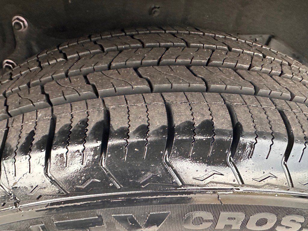 Used 2024 Toyota Highlander XLE image 27