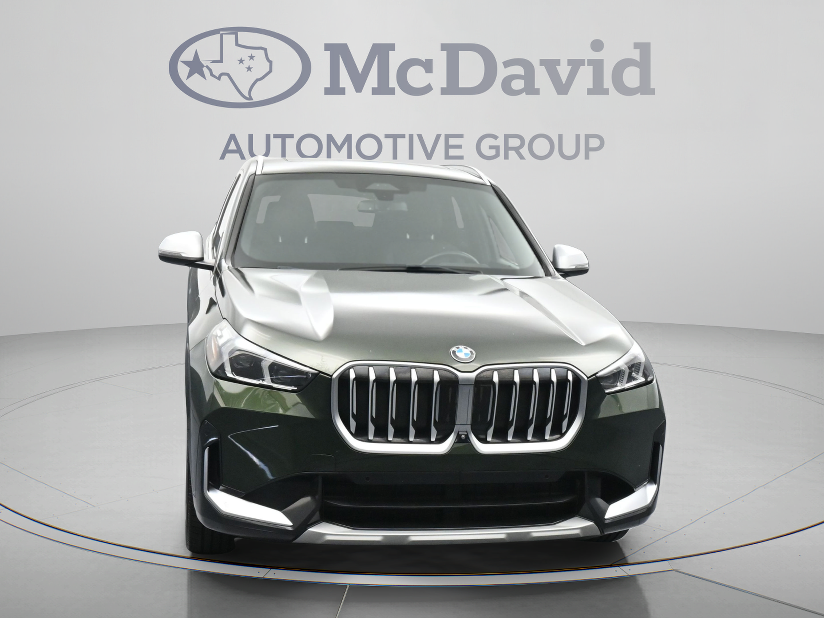 Used 2023 BMW X1 xDrive28i w/ Premium Package AWD/4WD image 2