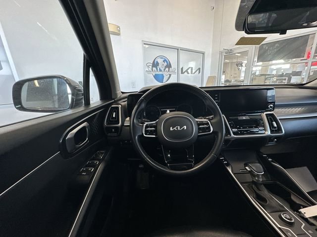Certified 2023 Kia Sorento S w/ Panoramic Sunroof Package image 13