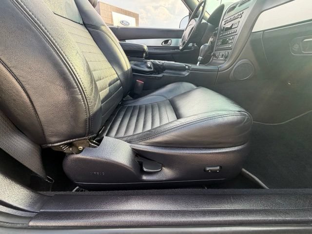 Used 2003 Ford Thunderbird RWD image 25