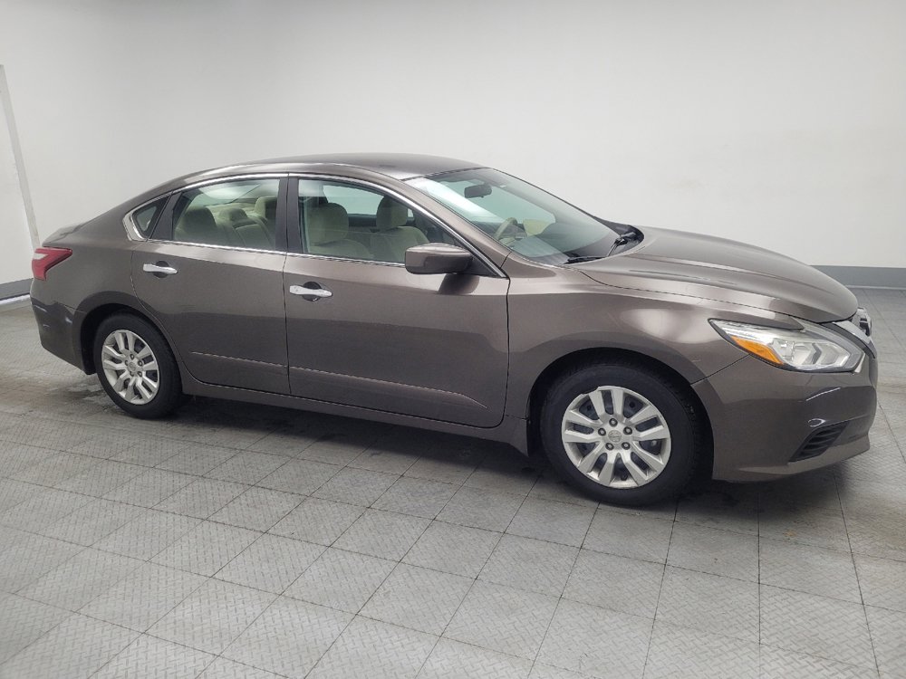 Used 2016 Nissan Altima 2.5 S w/ Power Driver Seat Package FWD image 11