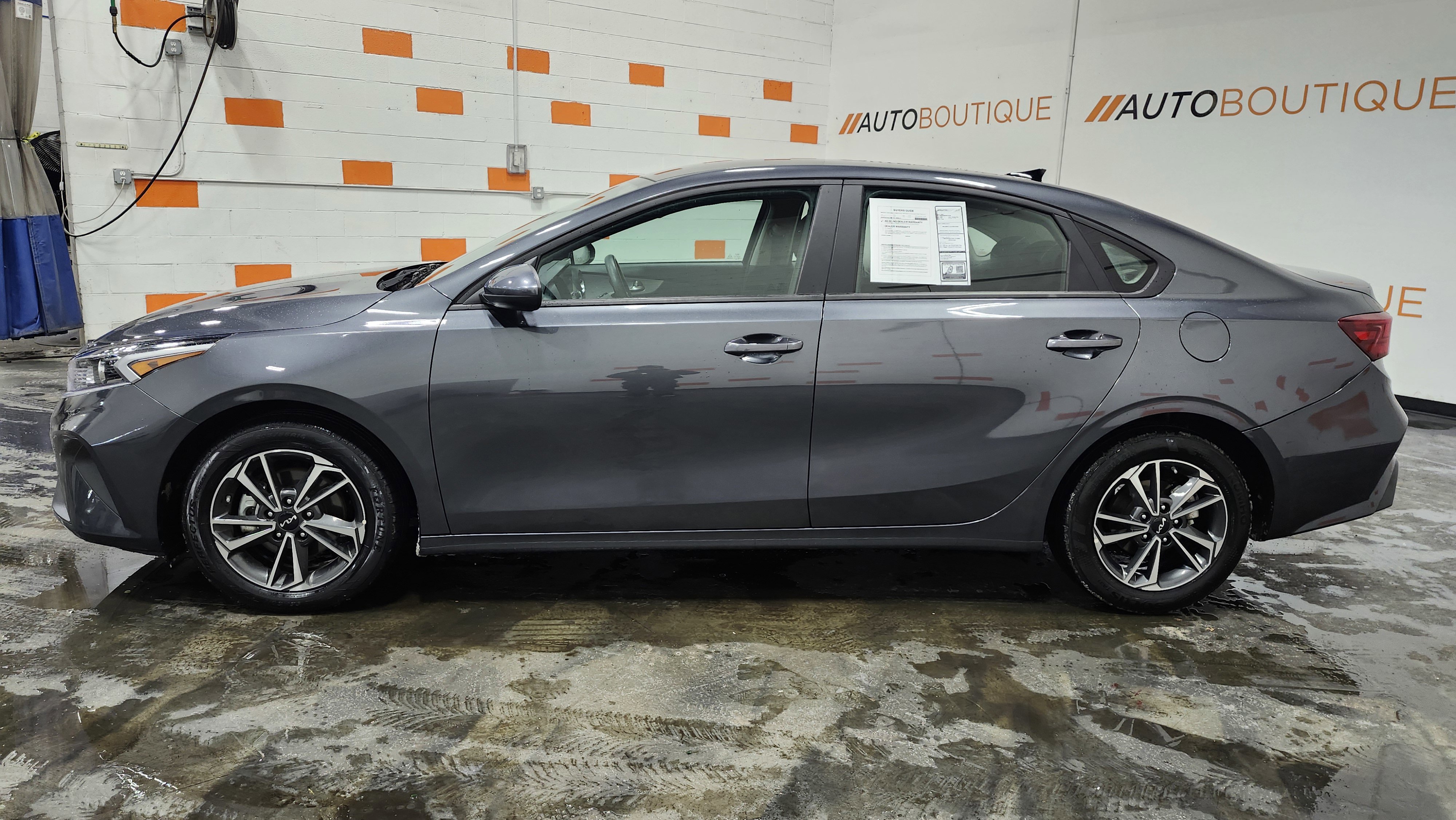 Used 2024 Kia Forte LXS image 11