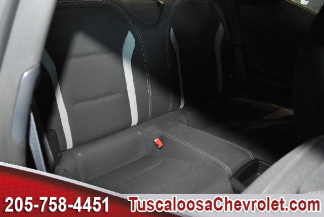 Certified 2021 Chevrolet Camaro LT RWD image 23