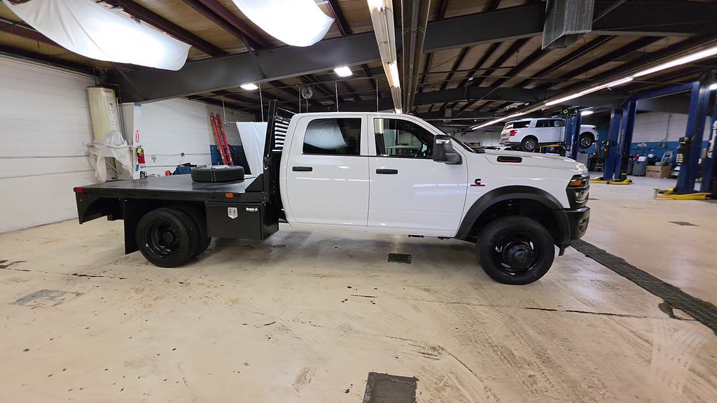 New 2026 RAM 5500 Tradesman AWD/4WD image 6
