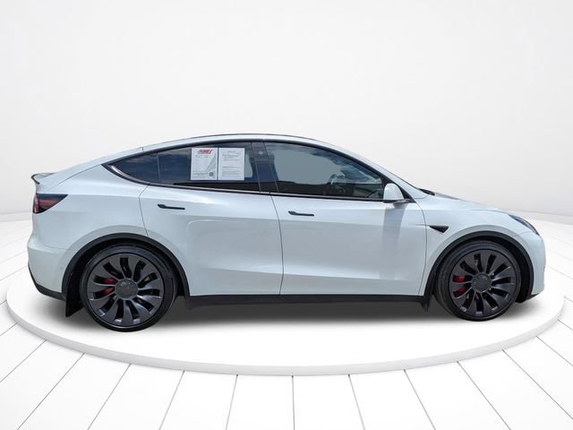 Used 2022 Tesla Model Y Performance AWD/4WD image 3