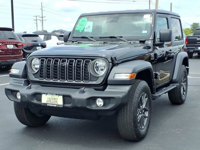 Used 2024 Jeep Wrangler Sport AWD/4WD image 2