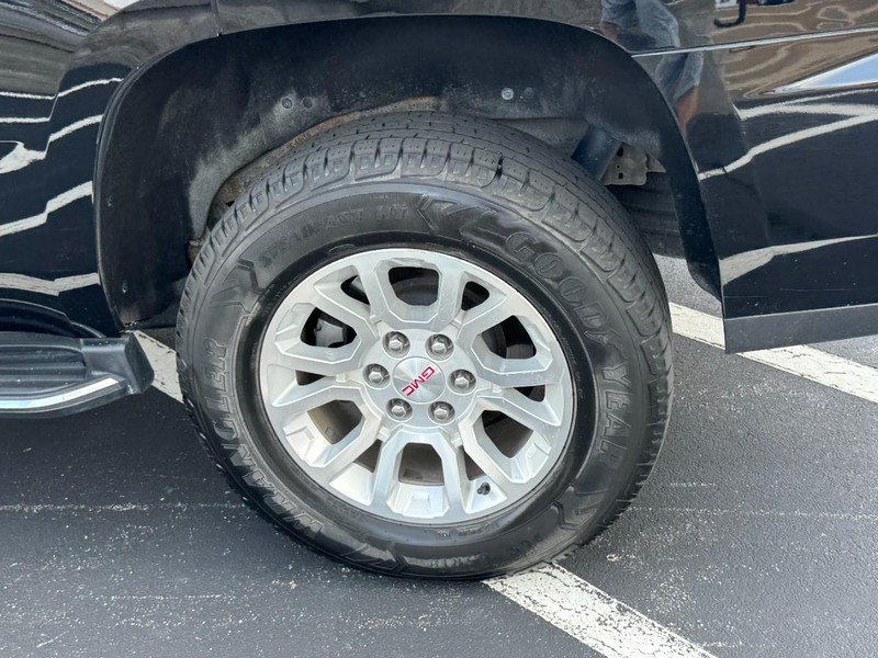 Used 2019 GMC Yukon SLT AWD/4WD image 8