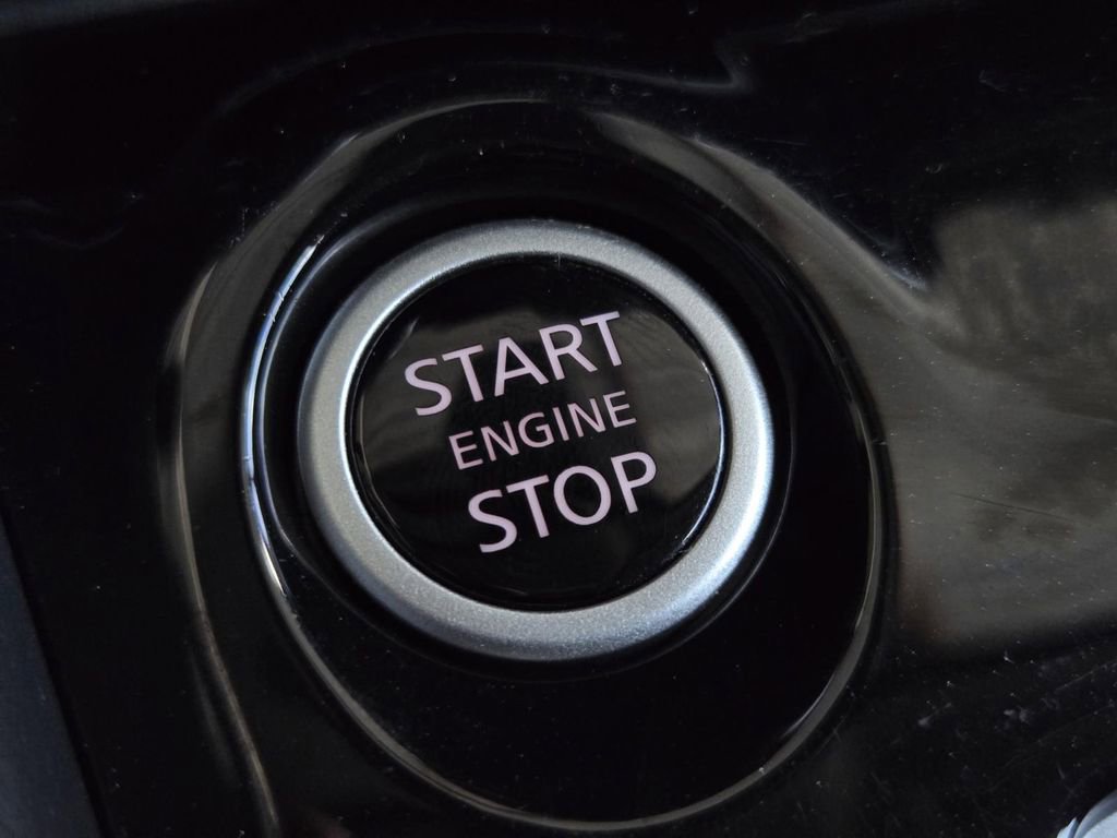 Used 2024 Nissan Versa SV w/ Trunk Package FWD image 27