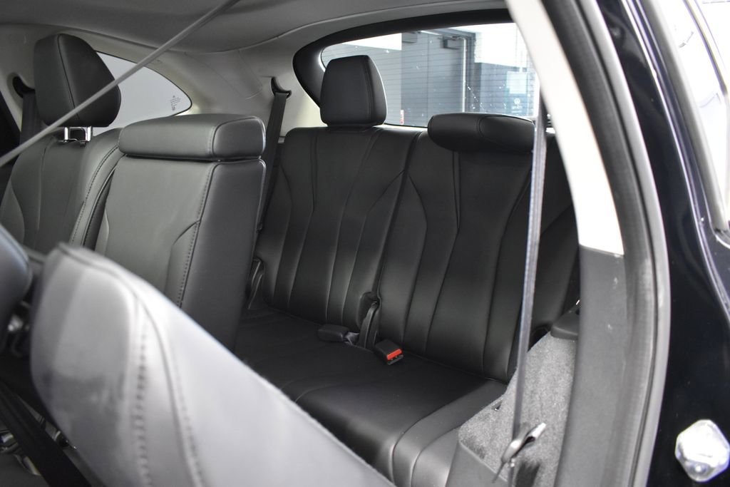 Used 2023 Acura MDX SH-AWD image 33
