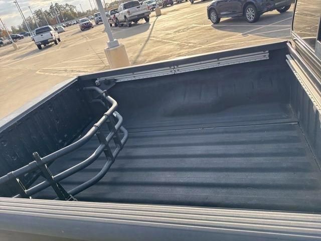 Used 2014 Nissan Frontier SV w/ SV Value Truck Package image 17