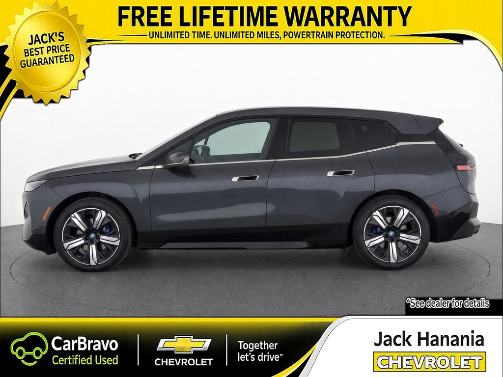 Used 2023 BMW iX xDrive50 w/ Sport Package AWD/4WD image 4