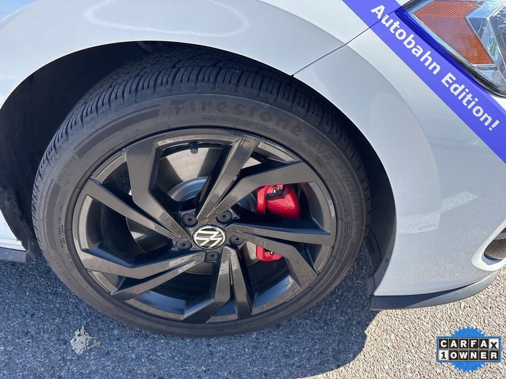 Used 2023 Volkswagen Jetta GLI Autobahn image 2