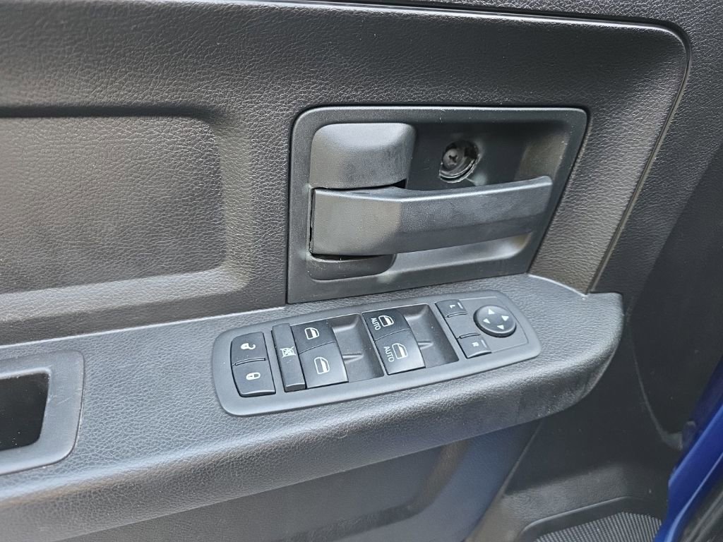 Used 2019 RAM 1500 Express w/ Wheel & Sound Group AWD/4WD image 14