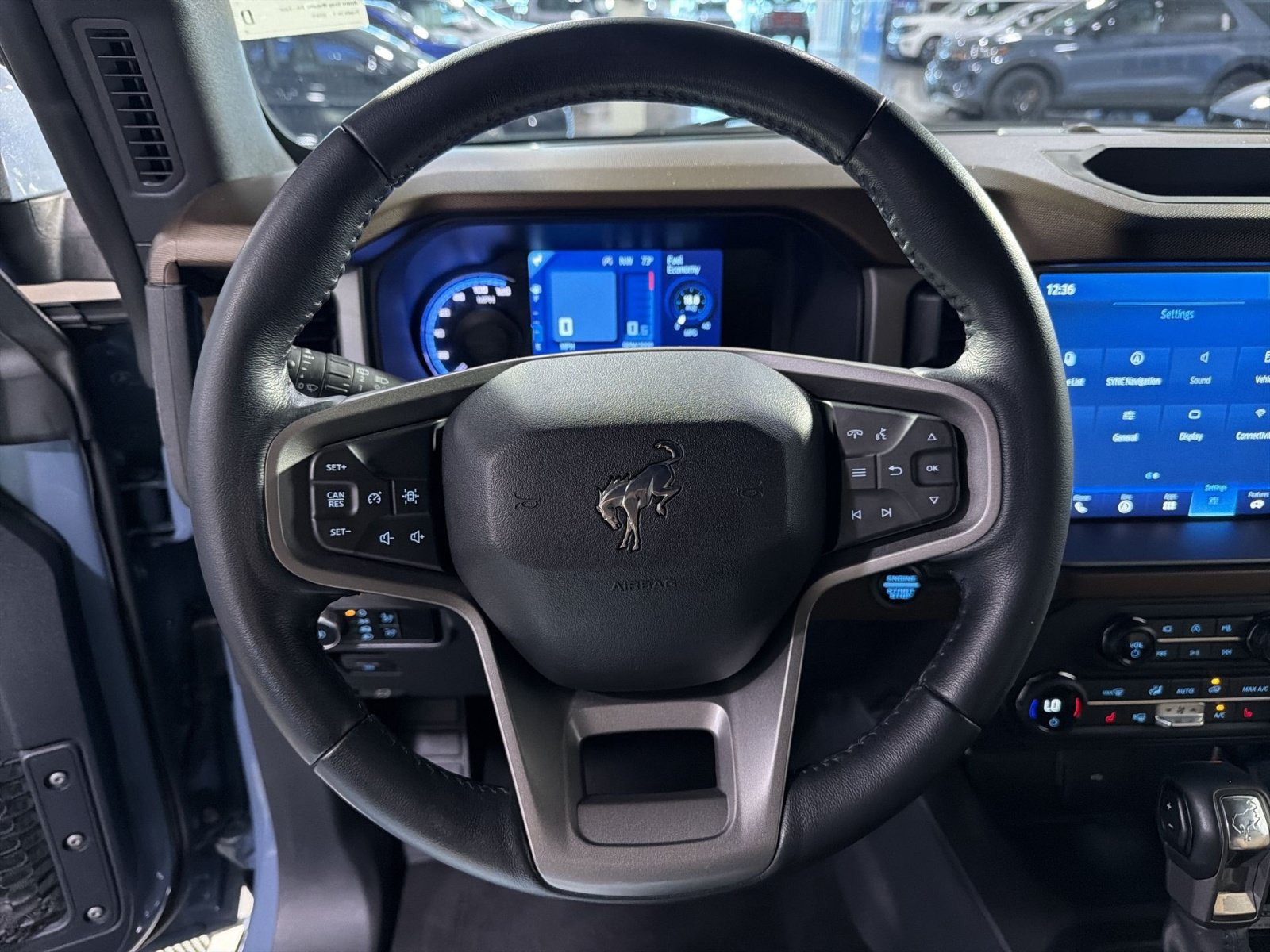 Used 2023 Ford Bronco Outer Banks AWD/4WD image 27