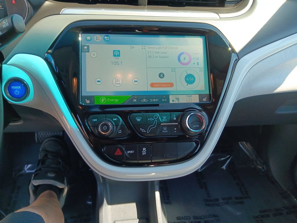 Used 2019 Chevrolet Bolt Premier w/ Infotainment Package FWD image 18