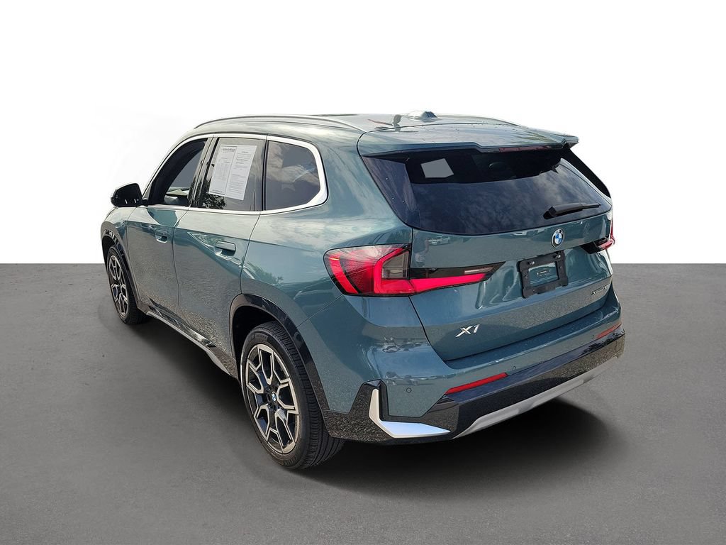 Used 2023 BMW X1 xDrive28i w/ Convenience Package AWD/4WD image 4