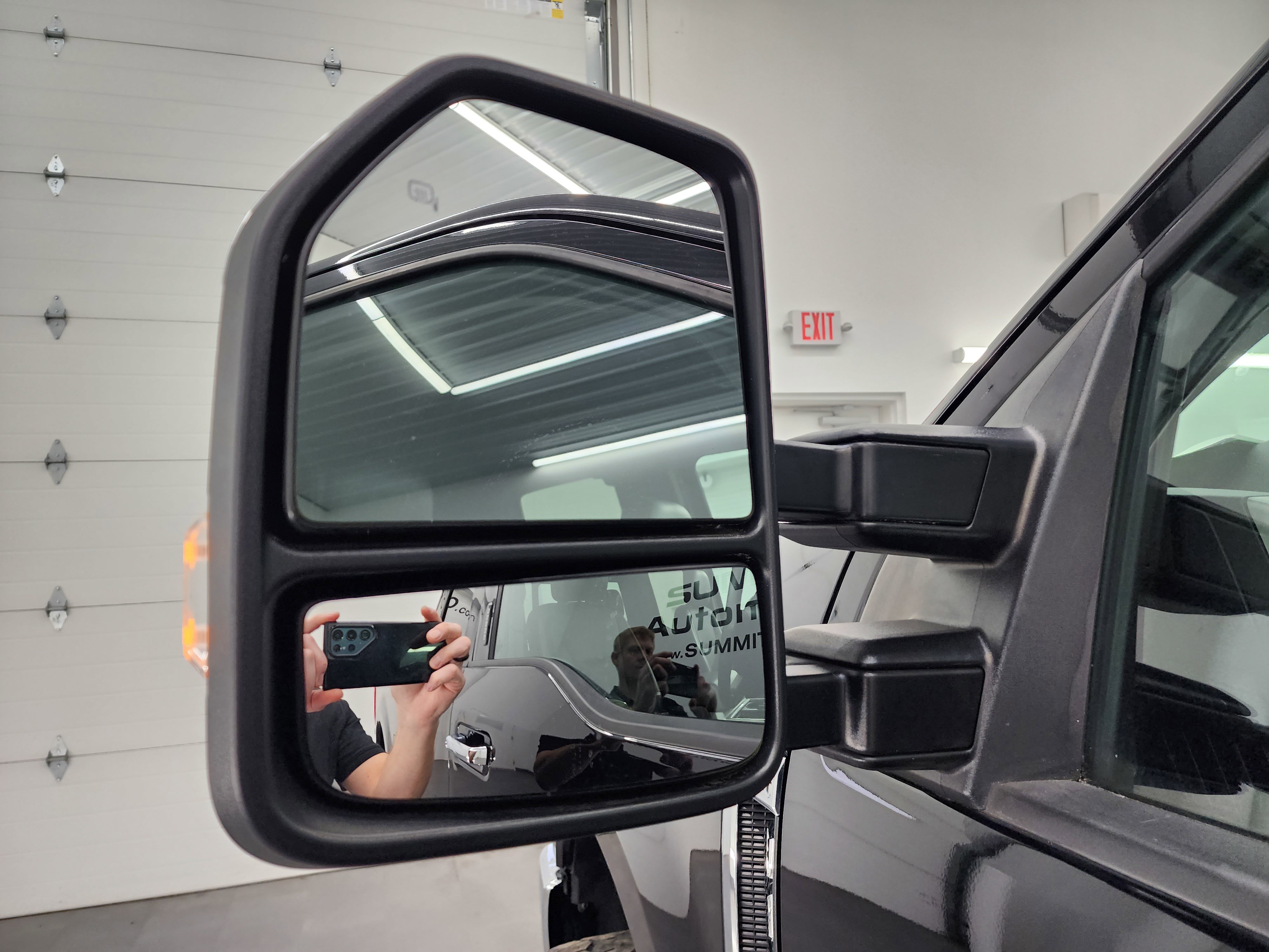 Used 2019 Ford F350 Lariat w/ Chrome Package image 35