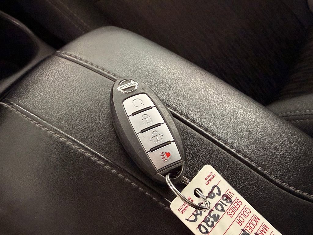 Used 2020 Nissan Rogue SV image 30