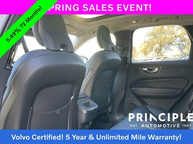 Certified 2025 Volvo XC60 B5 Core image 33