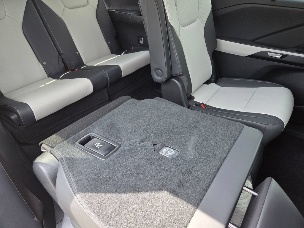 New 2026 Lexus TX 500h AWD image 5