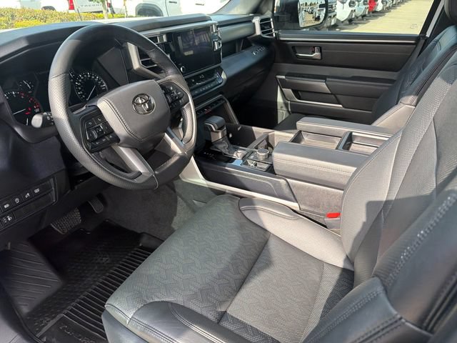 Used 2025 Toyota Tundra SR5 w/ SR5 Premium Package AWD/4WD image 11