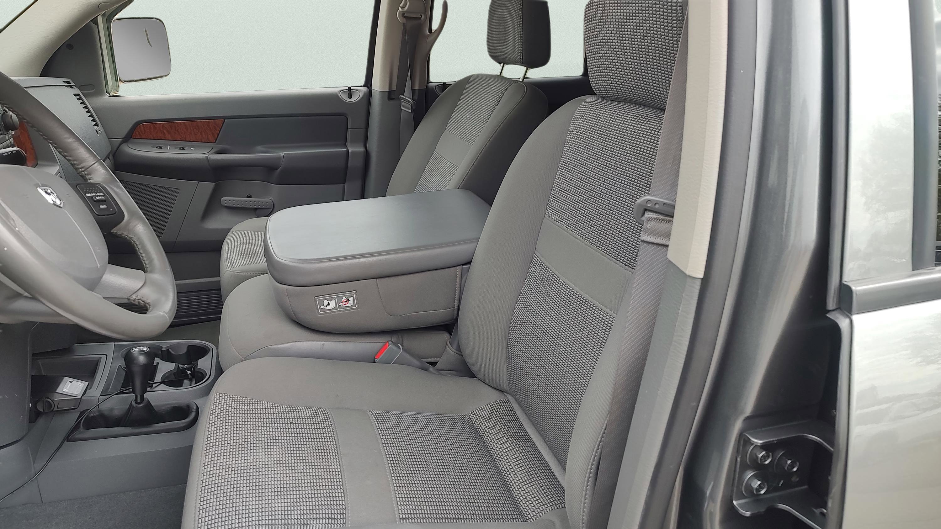 Used 2006 Dodge Ram 2500 Truck SLT w/ Quad Cab Big Horn Value Group AWD/4WD image 9