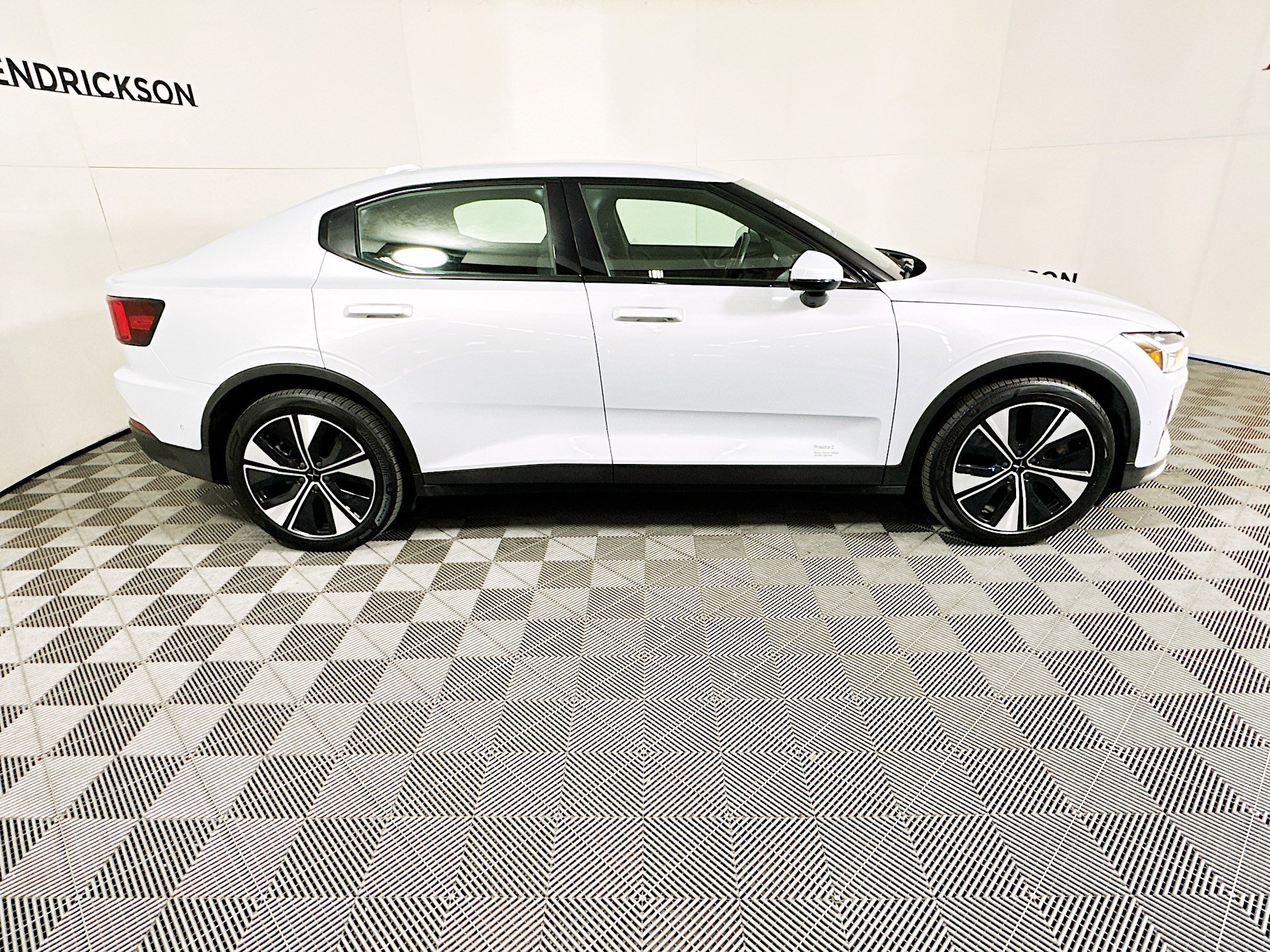Used 2023 Polestar Polestar 2 w/ Pilot Pack video 2