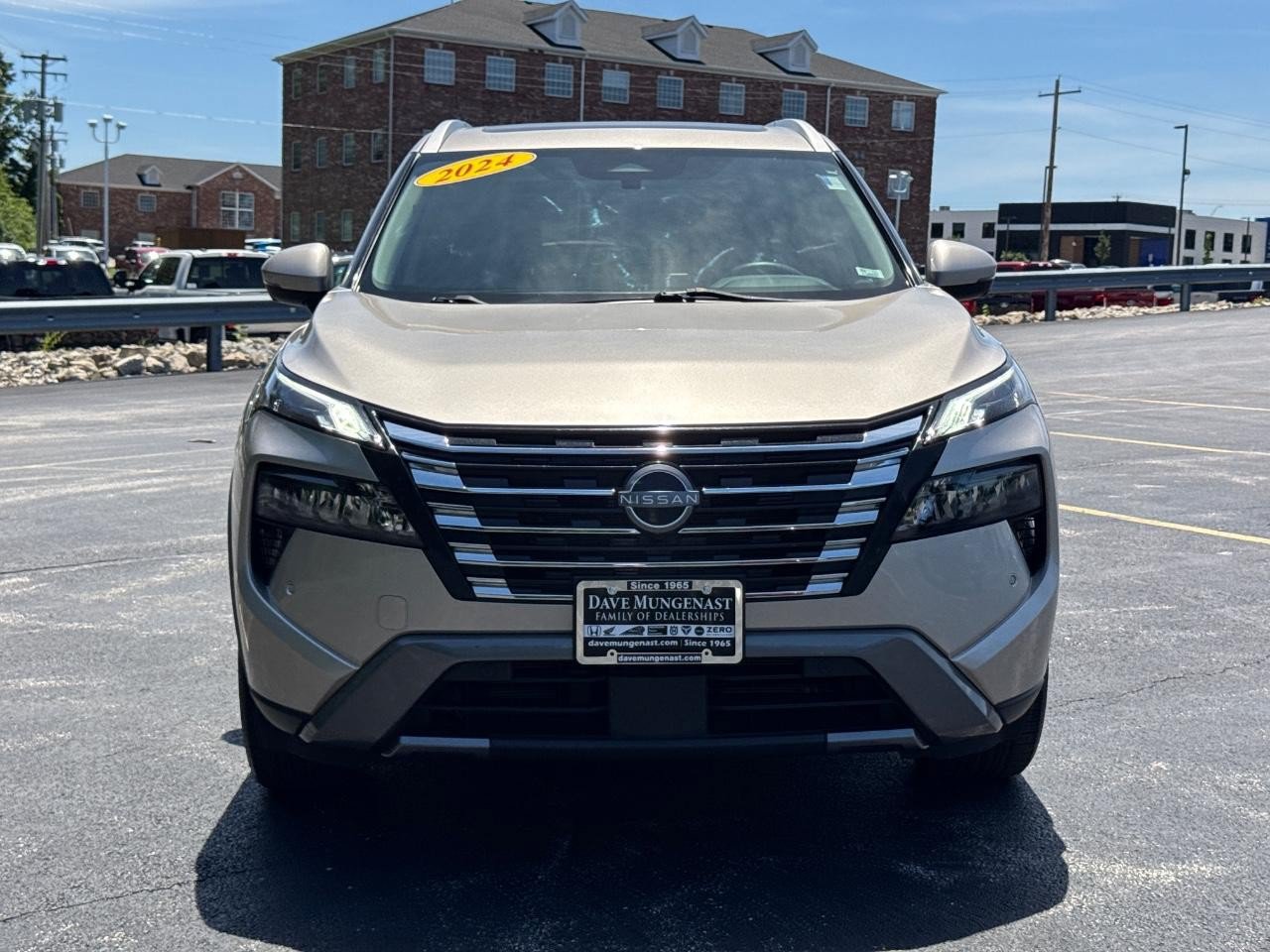 Used 2024 Nissan Rogue SL w/ SL Premium Package AWD/4WD image 11