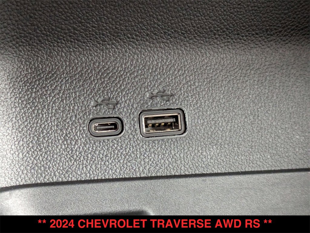 Used 2024 Chevrolet Traverse RS w/ LPO, Floor Liner Package image 26