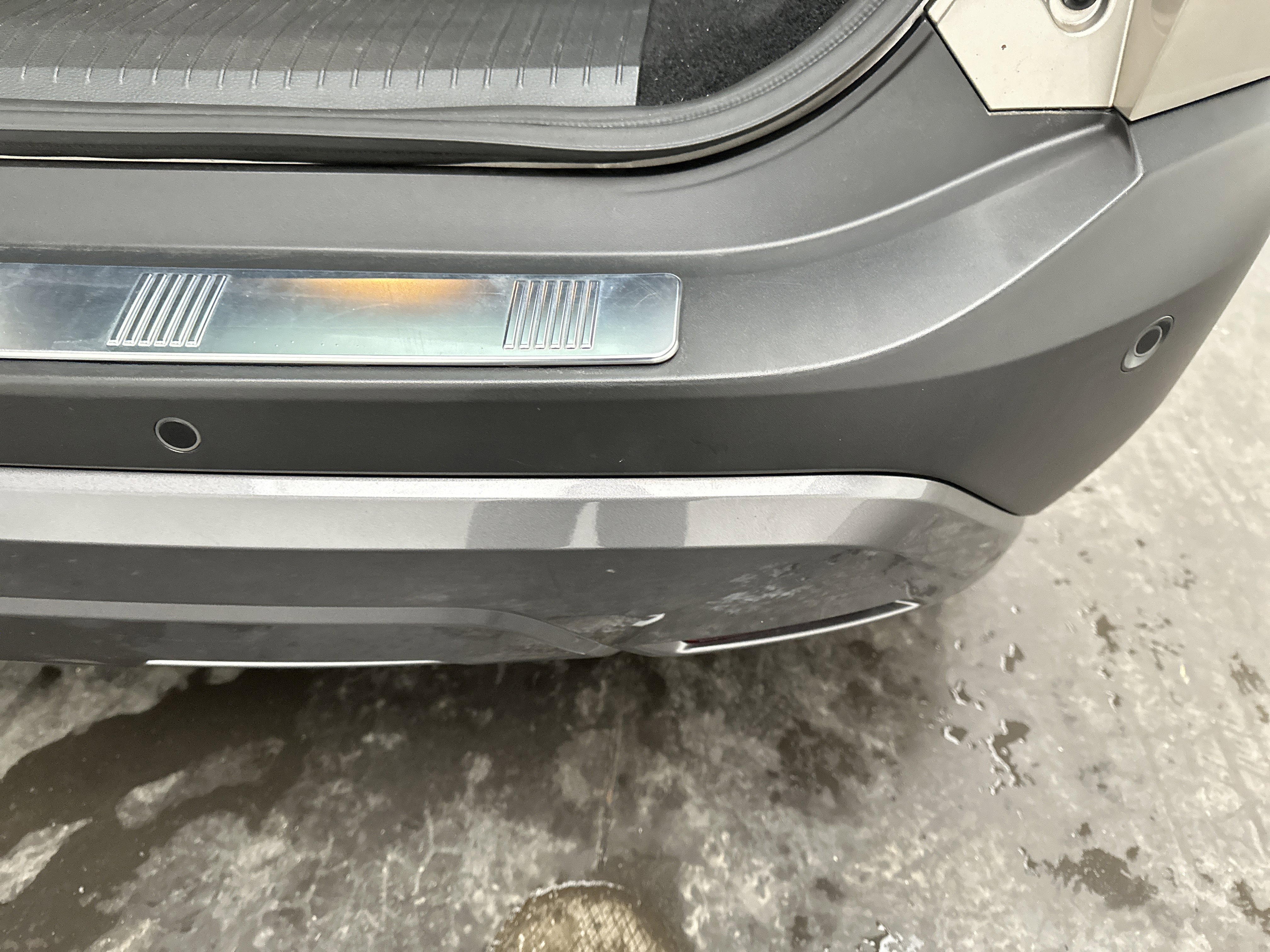 Used 2023 Nissan Rogue SL w/ SL Premium Package image 17