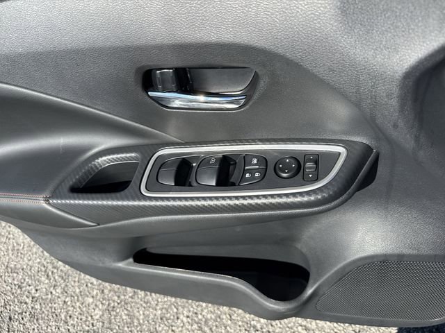 New 2025 Nissan Versa SR w/ Trunk Package FWD image 26