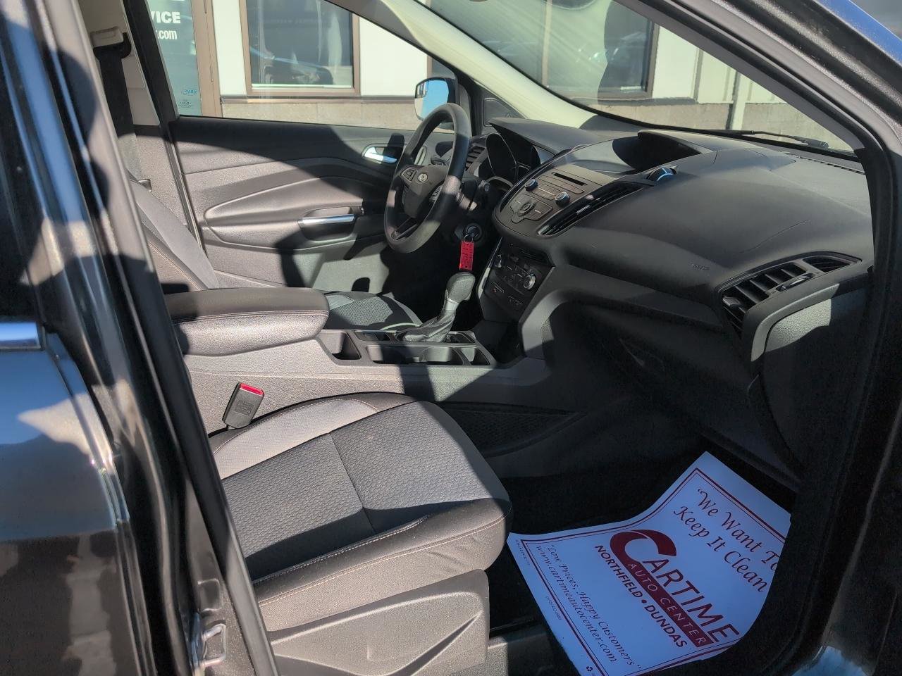 Used 2017 Ford Escape SE AWD/4WD image 11