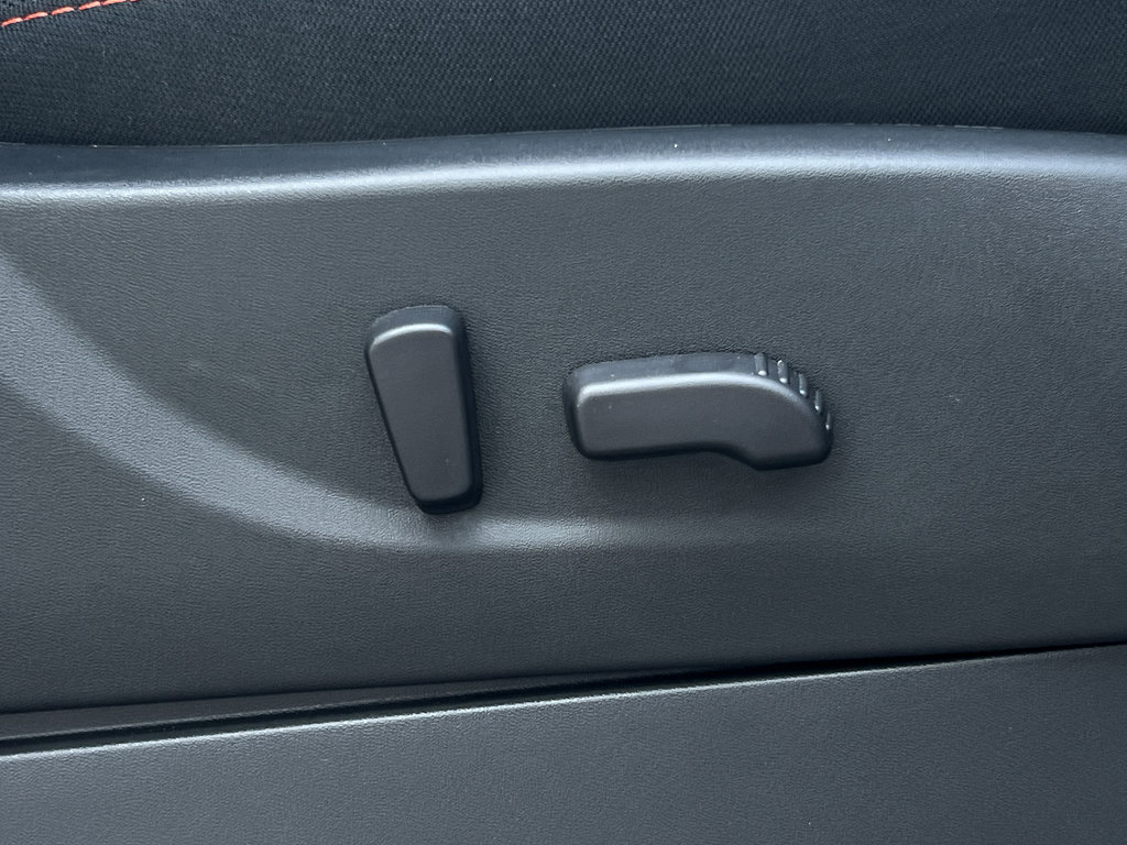 New 2025 Nissan Frontier PRO-4X w/ Pro Convenience Package image 21