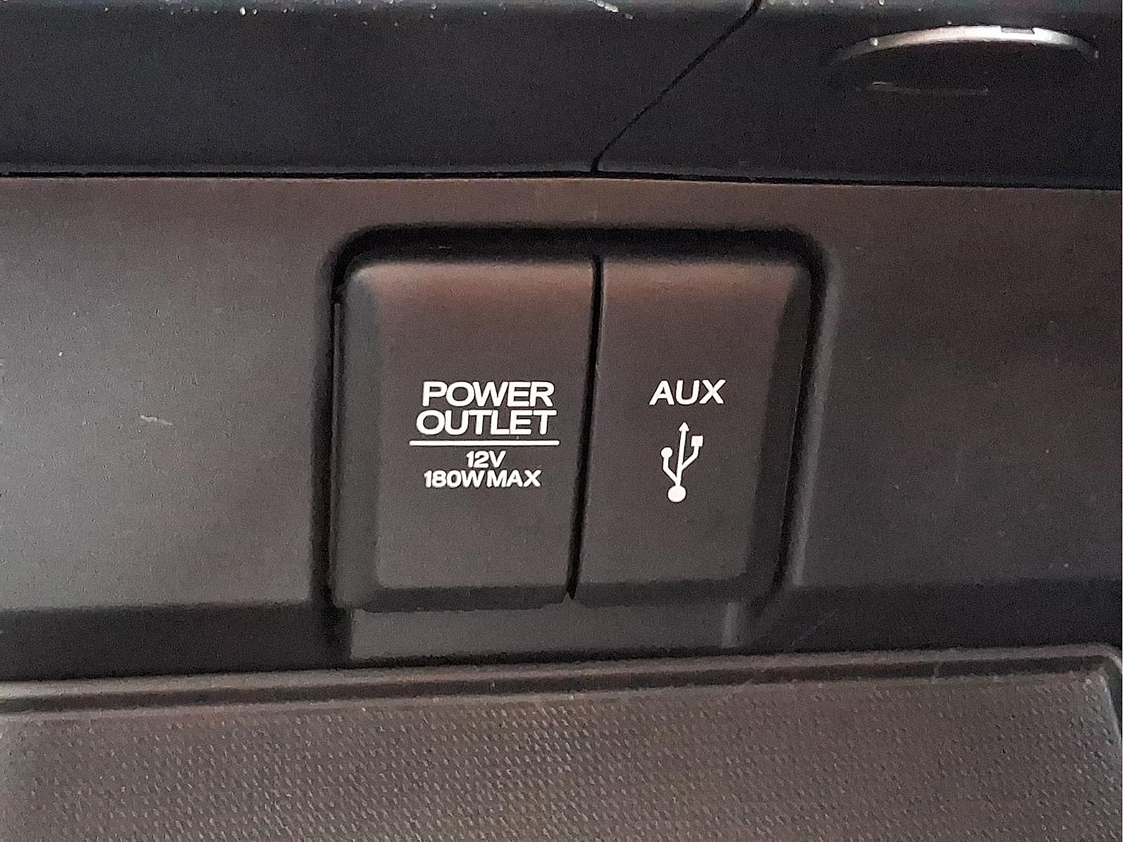 Used 2017 Honda Pilot LX image 23