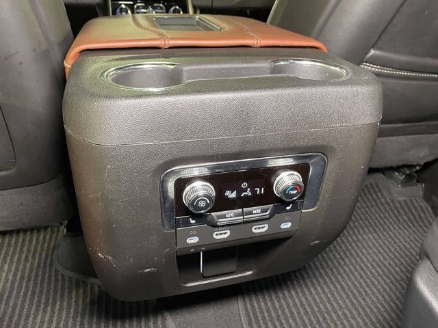 Used 2023 GMC Yukon Denali Ultimate AWD/4WD image 25